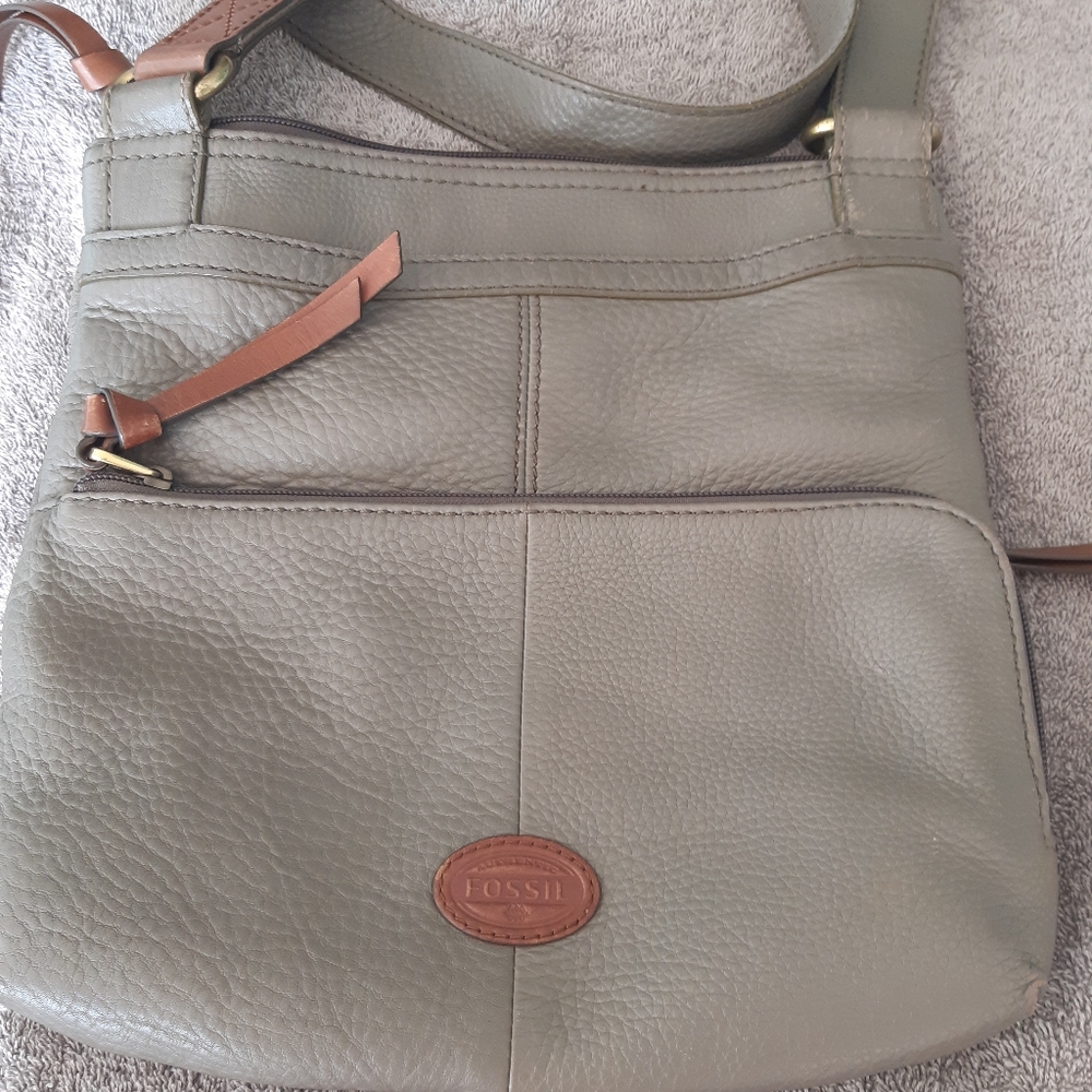 Purse - Picture 2 of 6